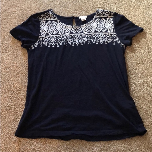 Shirt - Picture 1 of 3